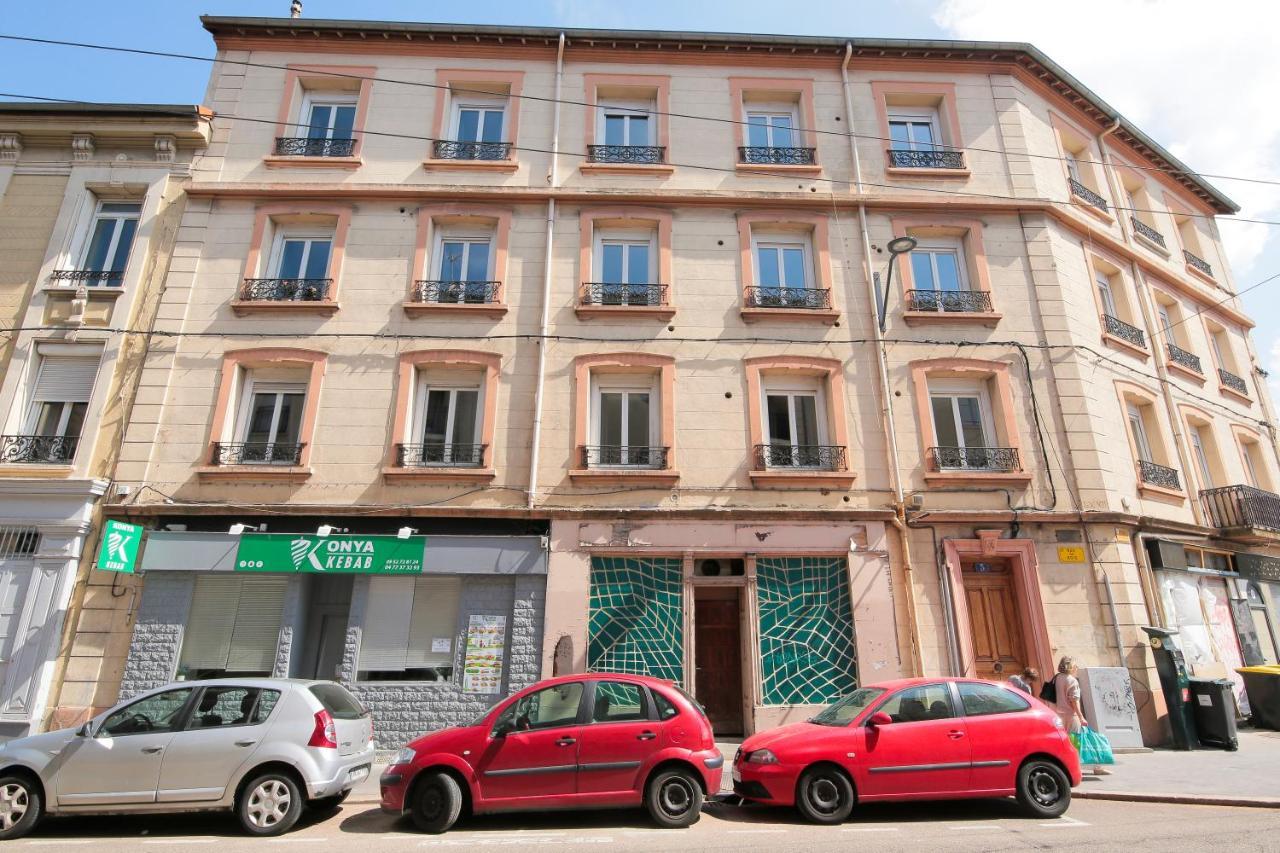 Appartement Le Zèbre, T1 hypercentre chic et cosy, Wifi par SOVALFI à Saint-Etienne  Extérieur photo